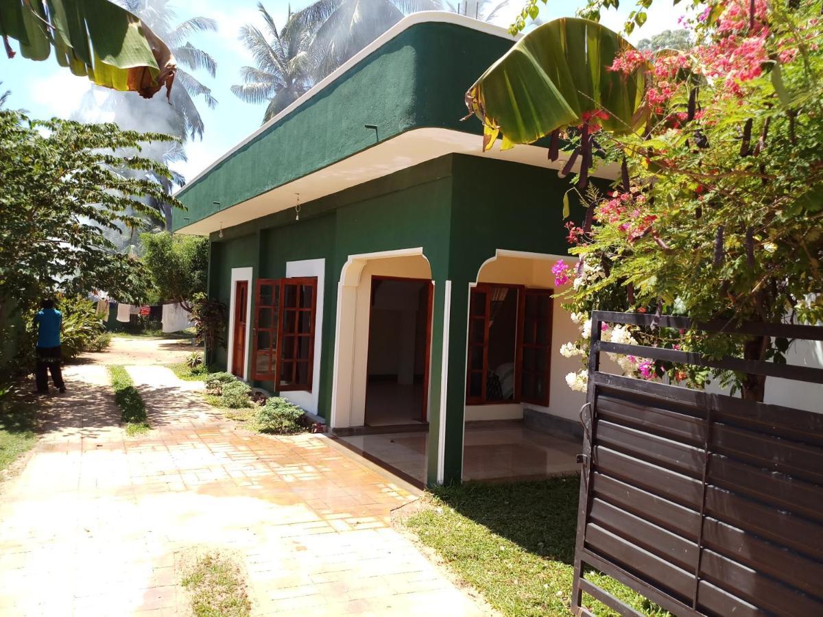 Inn On The Bay Home Passikudah Exterior photo